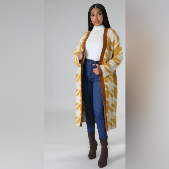 Aztec Cardigan - Picture 4 of 4